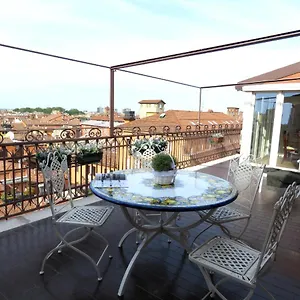  Apartment Montegrappa